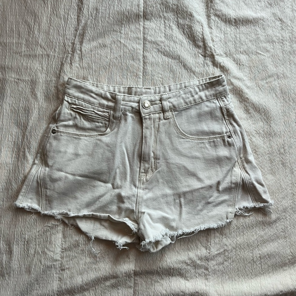 Women's Cream Denim Cargo Shorts